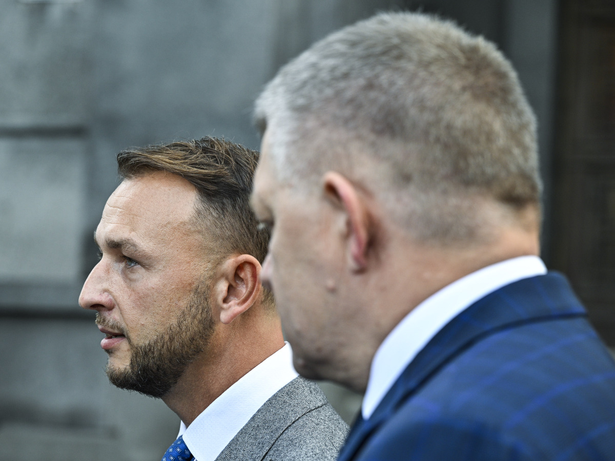 Matúš Šutaj Eštok, Robert Fico, ministerstvo vnútra