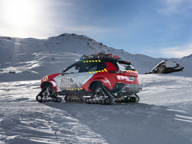 Nissan X-Trail Mountain Rescue Exterior  4  1