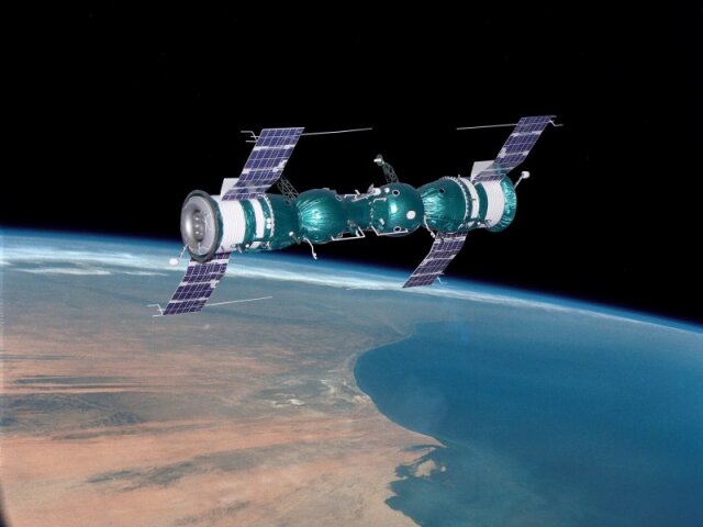 Soyuz 4, sojuz 5