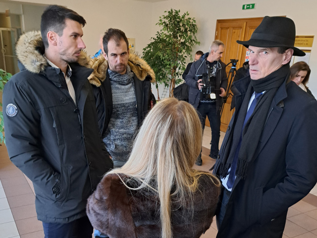 SR súdy Kuffovci napadnutie farmár POX