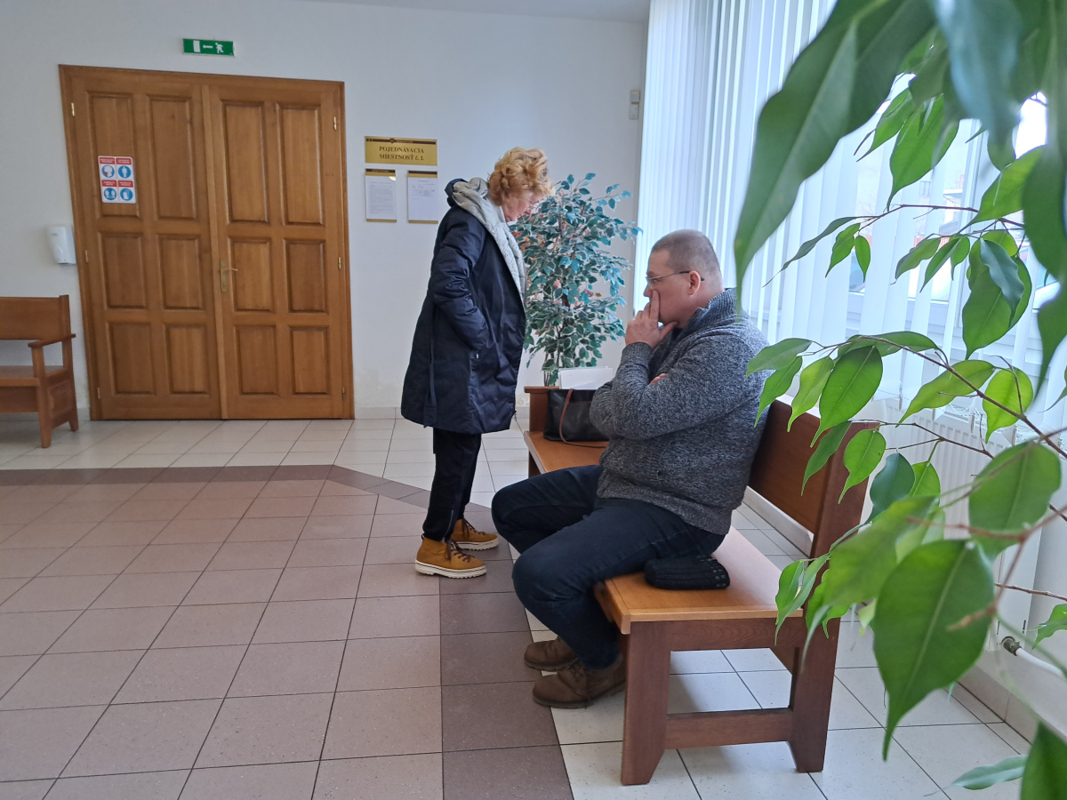 SR súdy Kuffovci napadnutie farmár POX