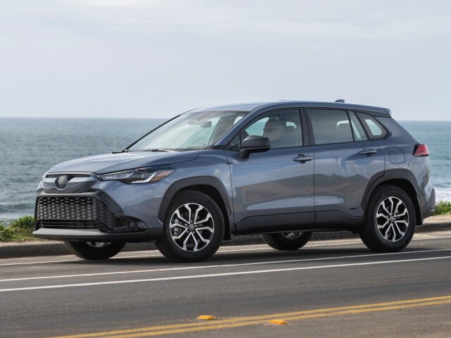 Toyota-Corolla Cross Hybrid-2023-1600-11