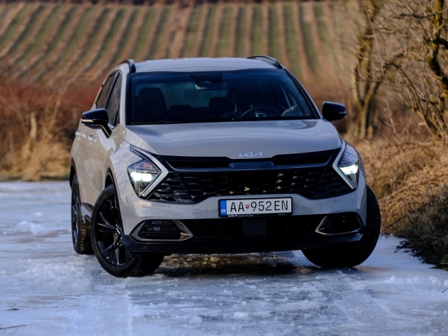 Kia Sportage 1,6 T-GDi MHEV AWD Edícia 30 - test 2024