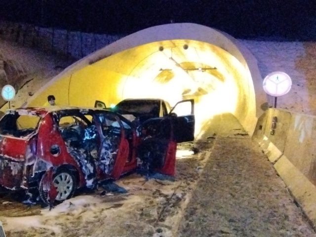 nehoda, tunel horelica