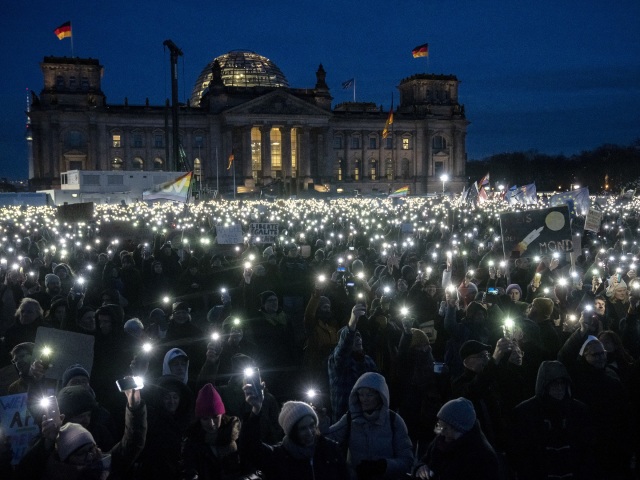 Extrémizmus / AfD / Protest / Demoštrácia /
