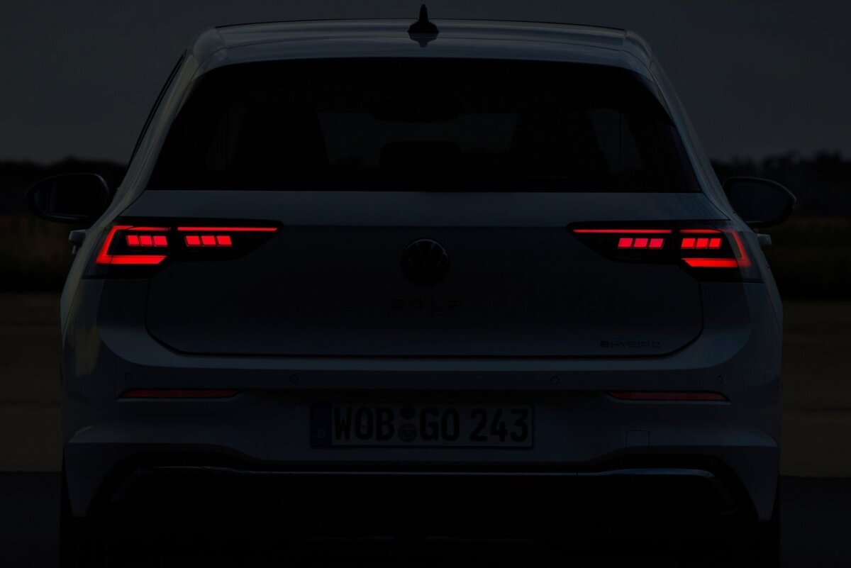 Volkswagen Golf - 2023