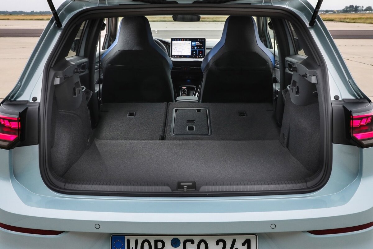 Volkswagen Golf GTE - 2023