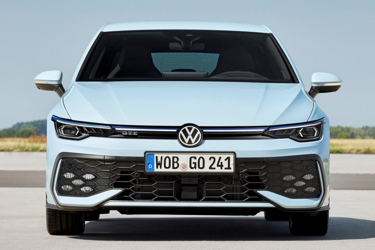 Volkswagen Golf GTE - 2023