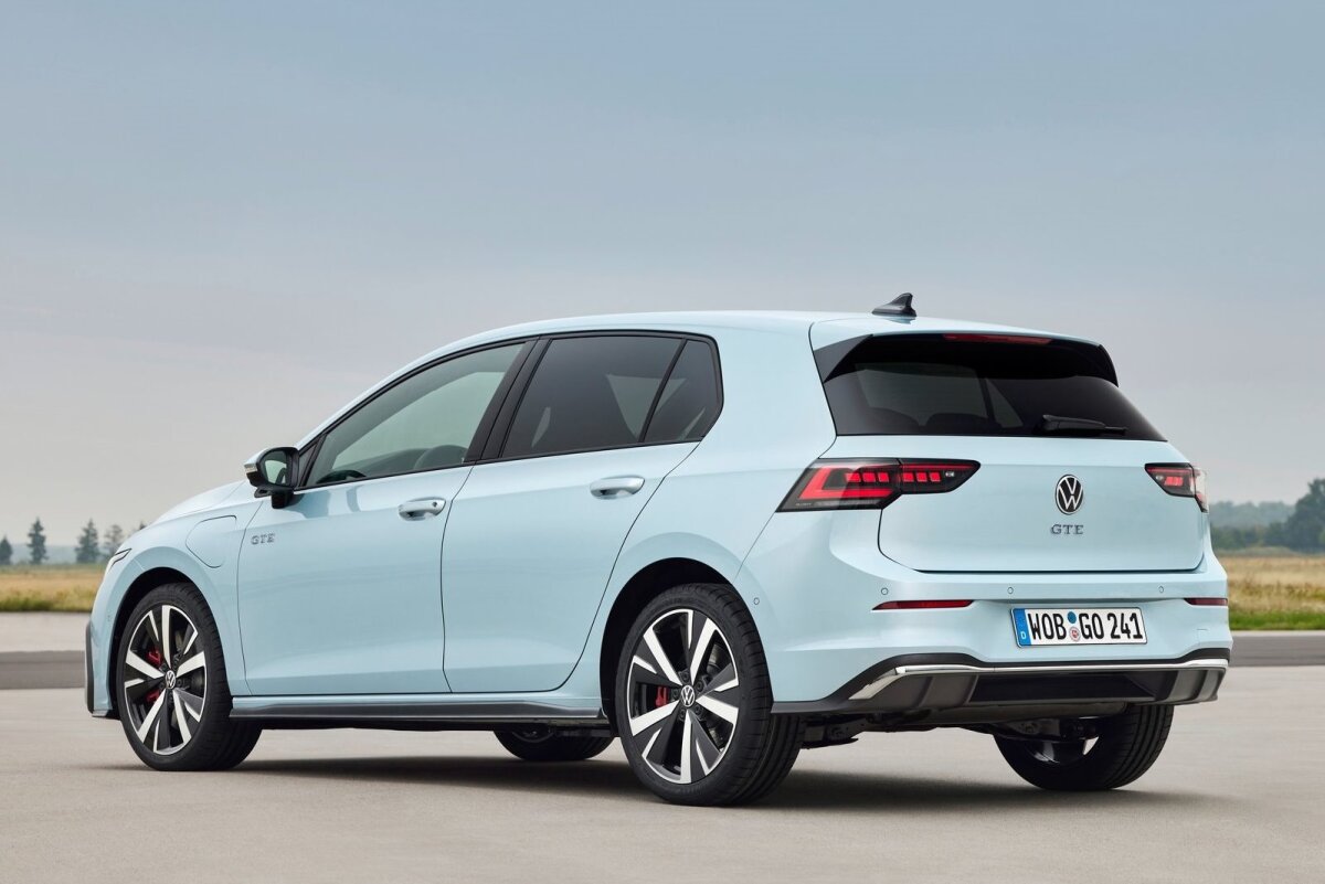 Volkswagen Golf GTE - 2023