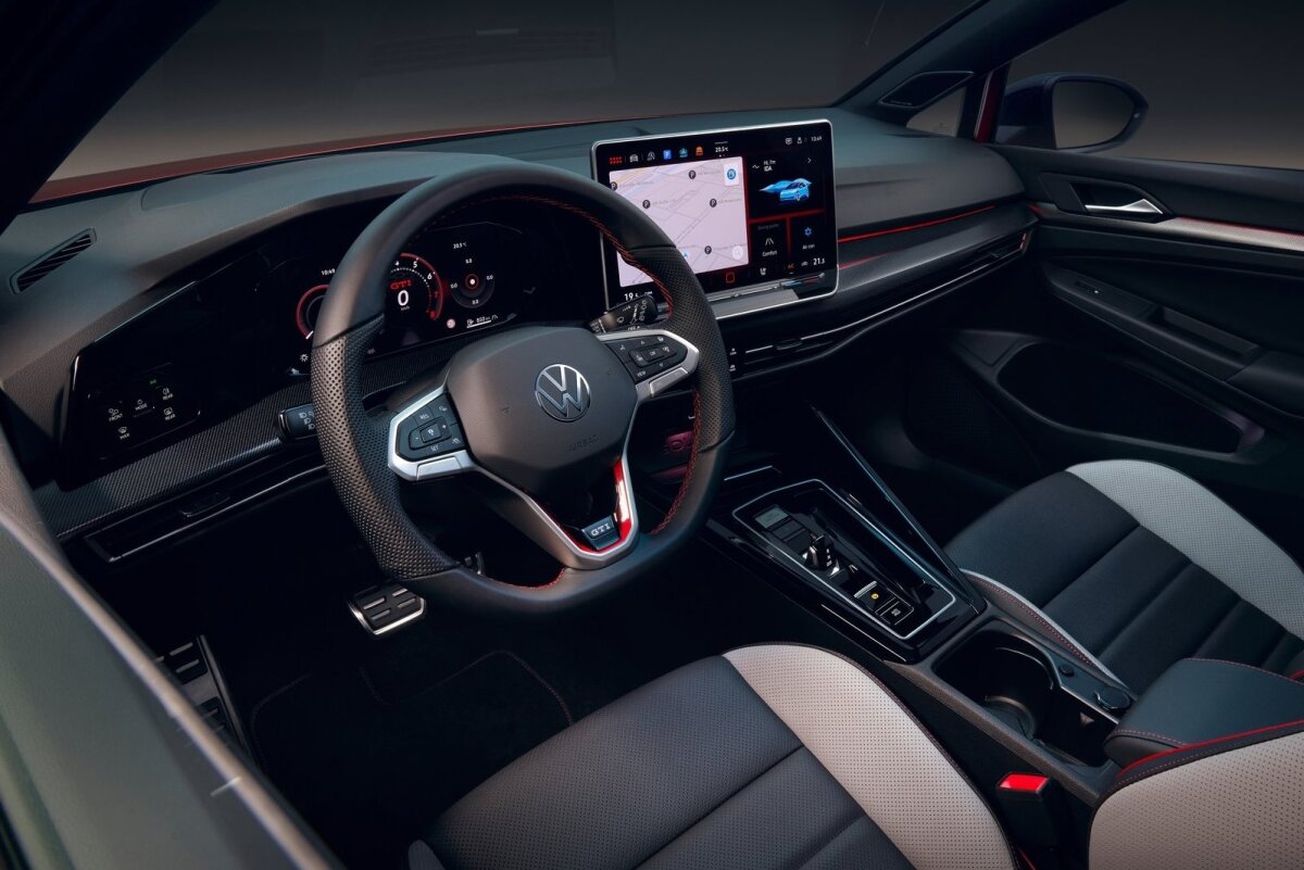 Volkswagen Golf GTI - 2023