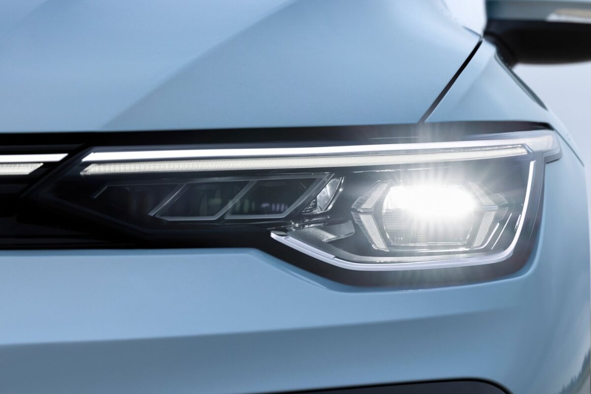 Volkswagen Golf Variant - 2023