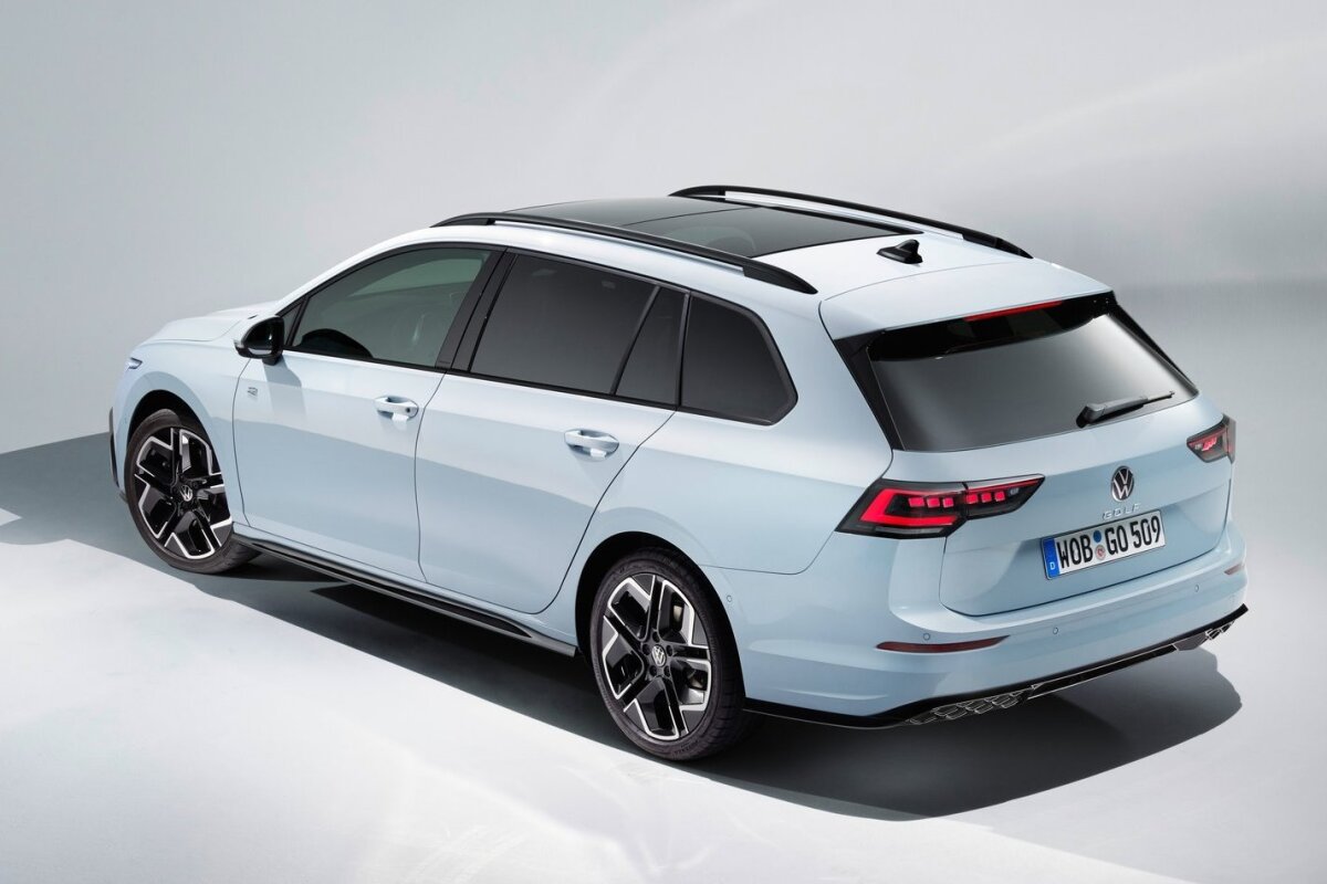 Volkswagen Golf Variant - 2023