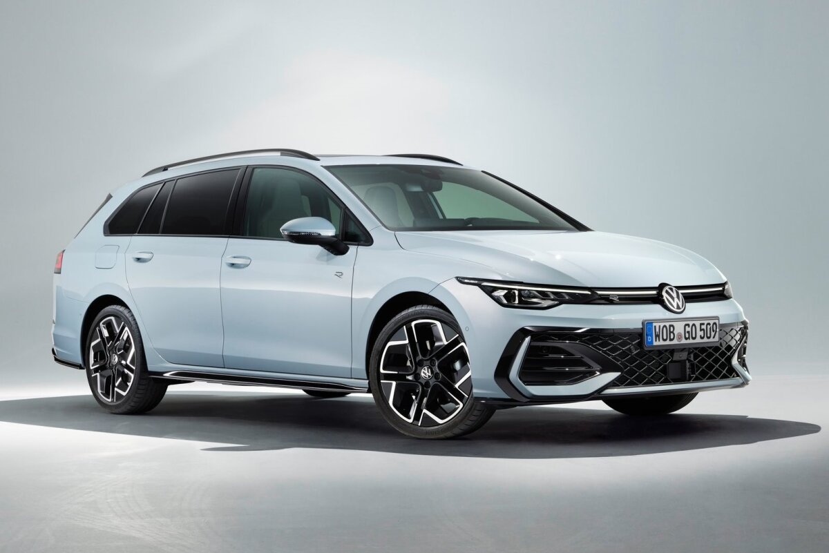 Volkswagen Golf Variant - 2023