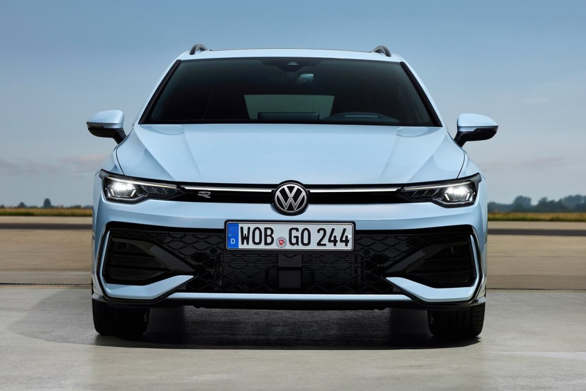 Volkswagen Golf Variant - 2023