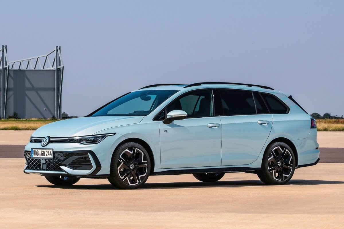 Volkswagen Golf Variant - 2023