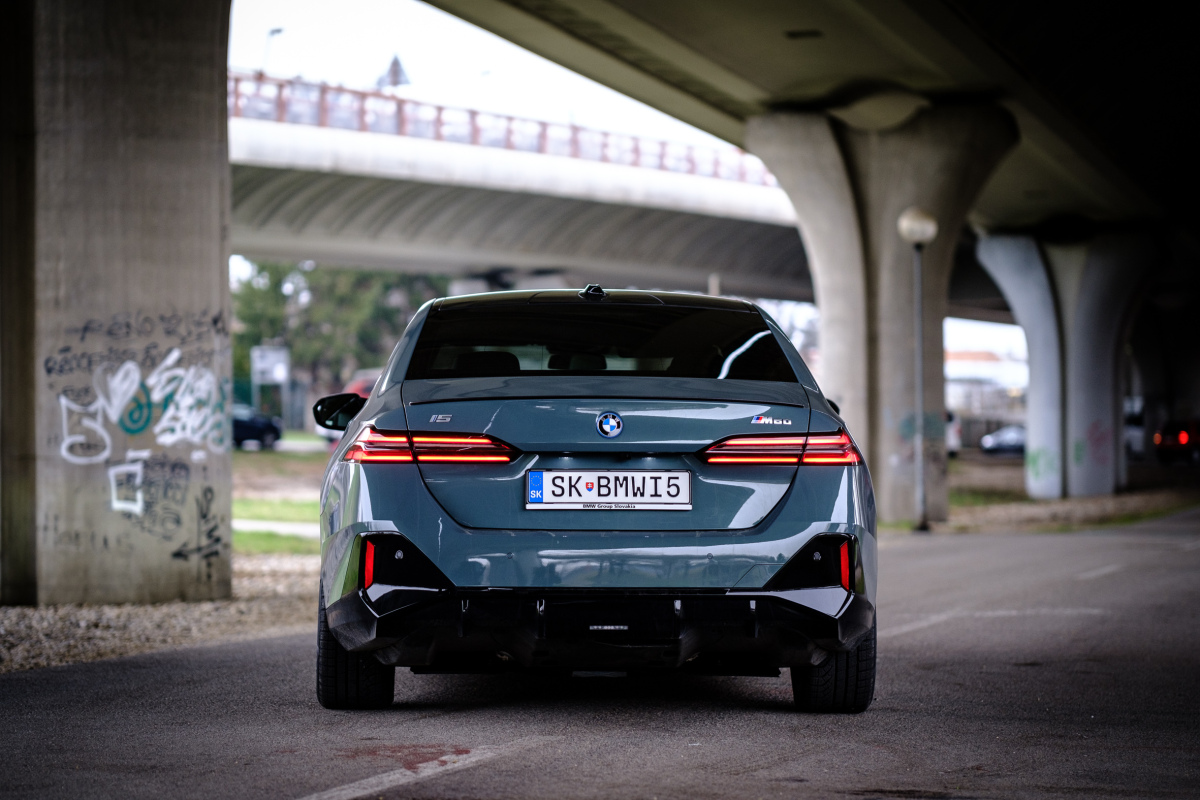 BMW i5 60M - test 2024