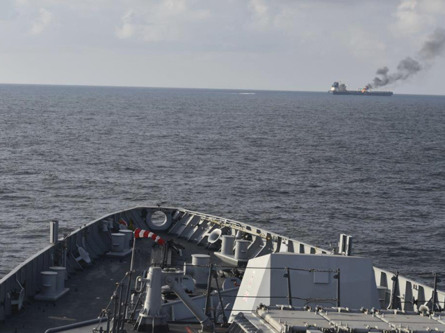 Adenský záliv USA Jemen húsíovia tanker