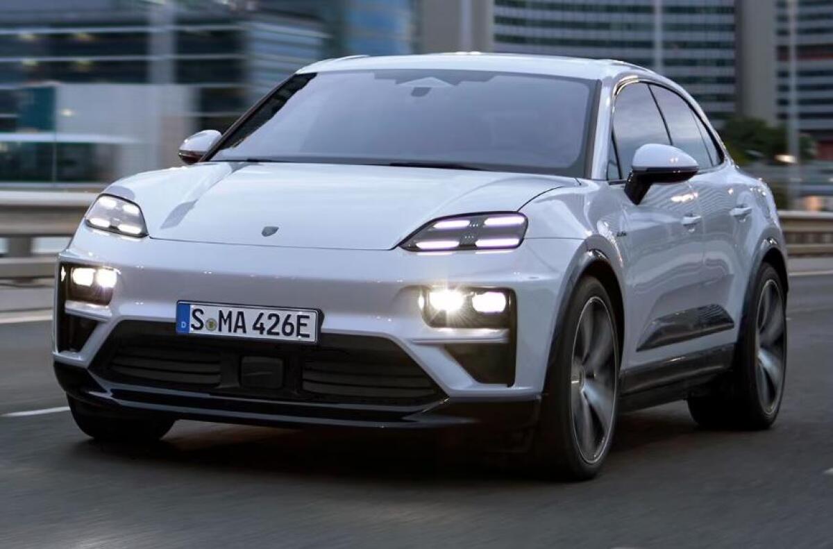 Porsche Macan 3