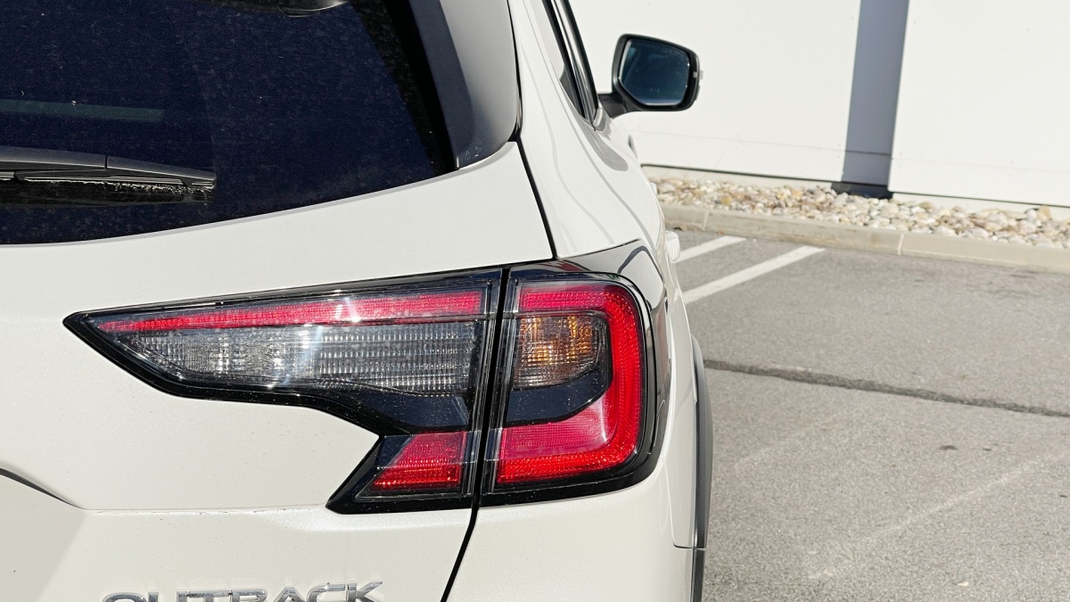 Subaru Outback 2.5i CVT (2024)