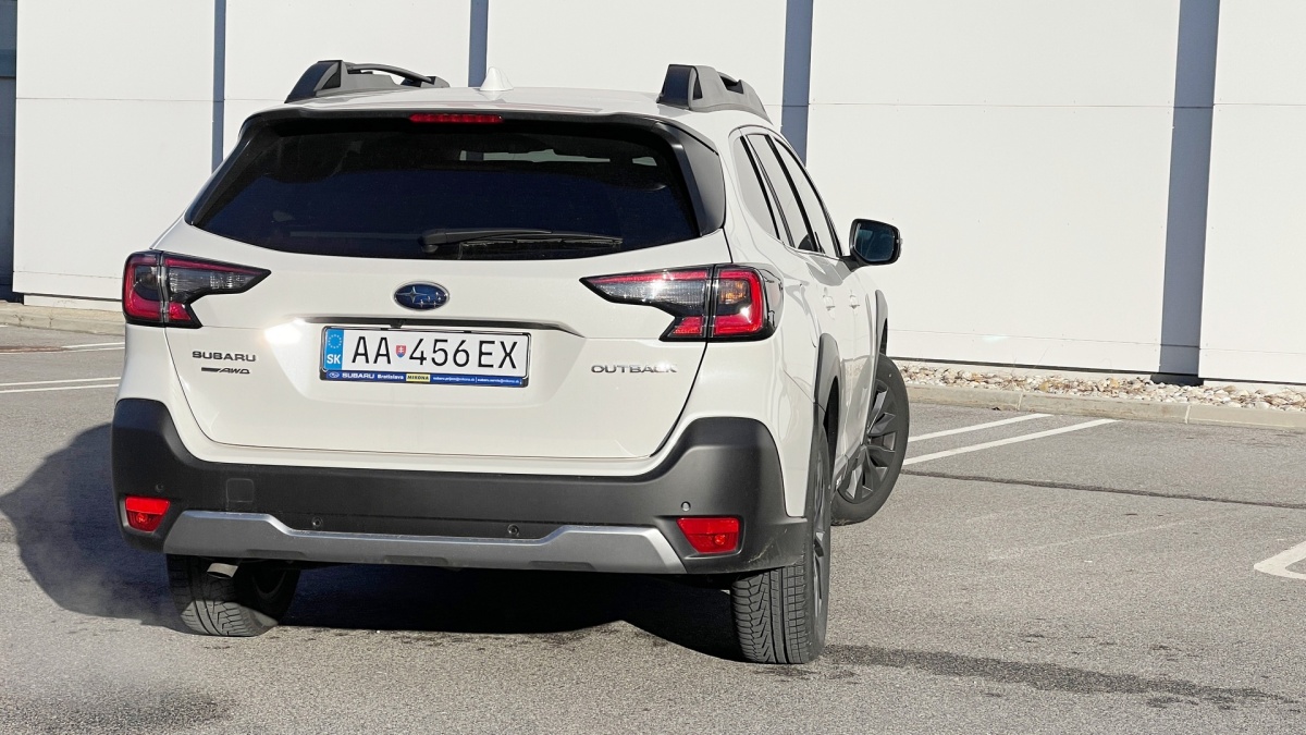 Subaru Outback 2.5i CVT (2024)