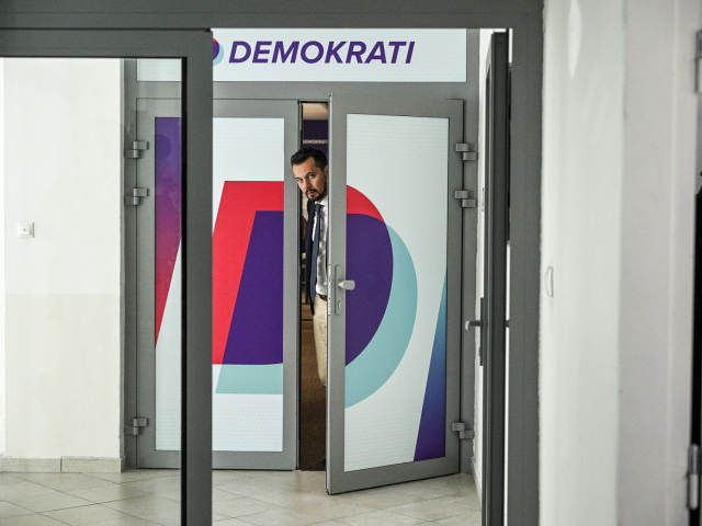 Demokrati / Juraj Šeliga /