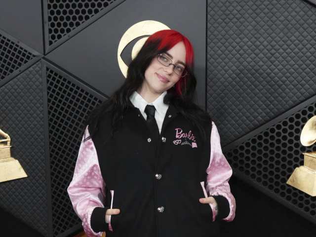 Speváčka Billie Eilish si obliekla kombináciu od Chrome Hearts.