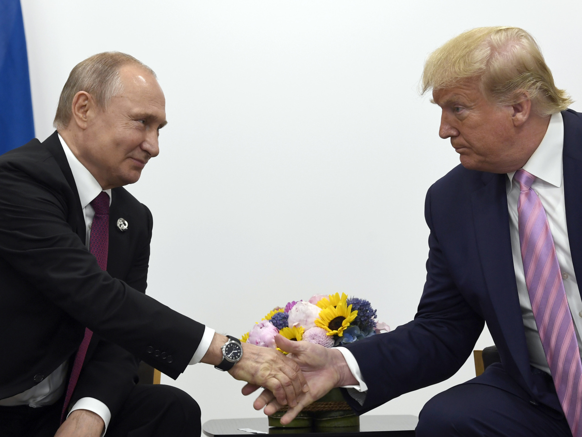 Biden Putin Behind Closed Doors