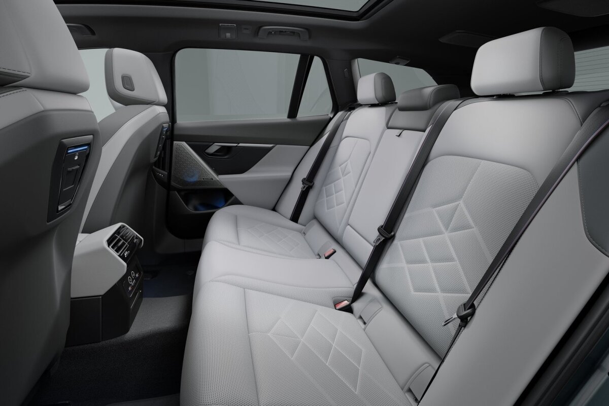 BMW i5 Touring - 2025