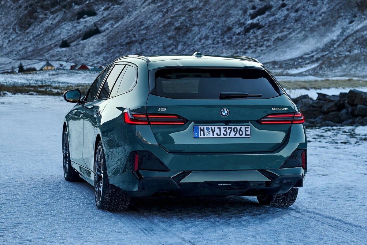 BMW i5 Touring - 2025