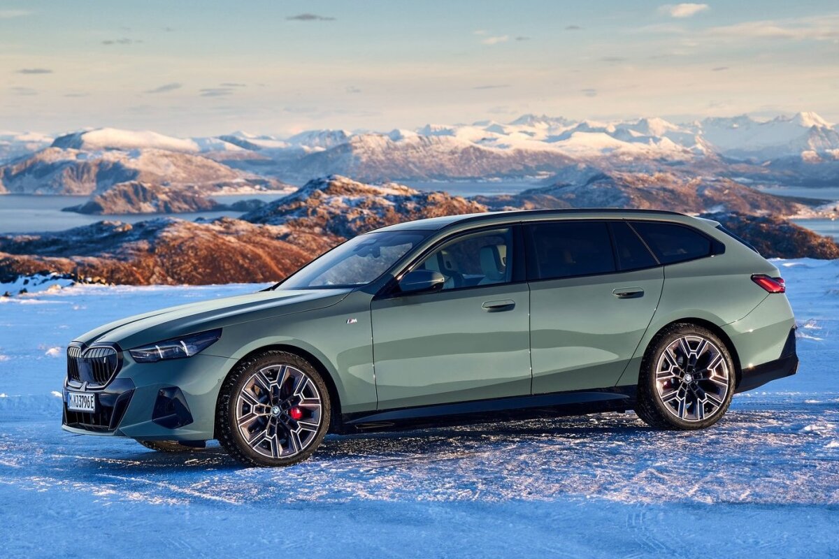 BMW i5 Touring - 2025