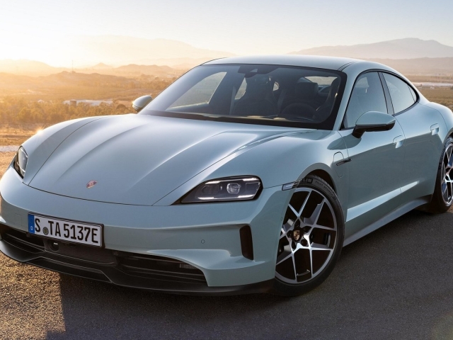 Porsche Taycan 2025