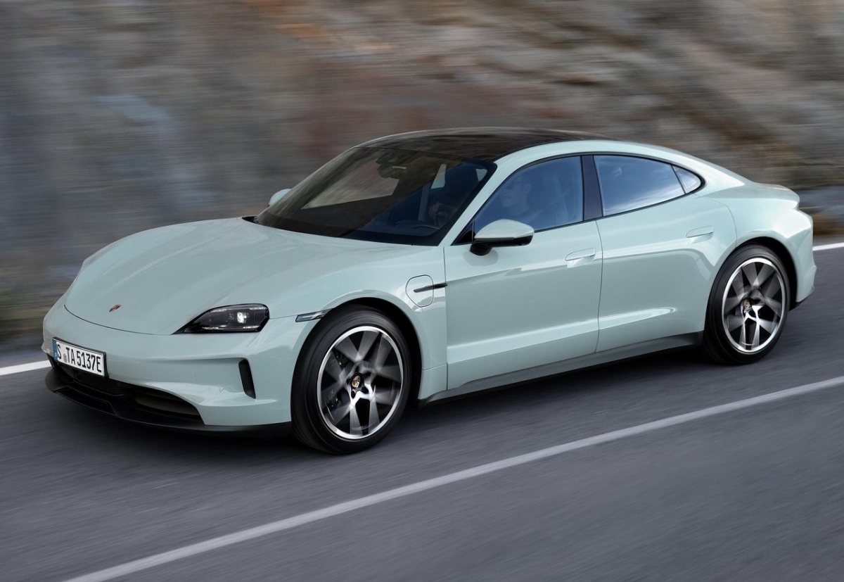 Porsche Taycan 2025 1