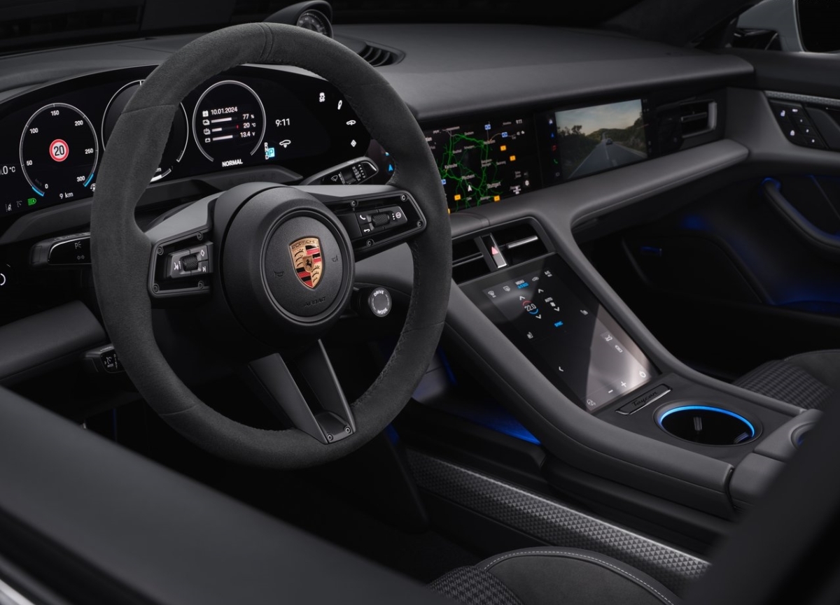 Porsche Taycan 2025 5
