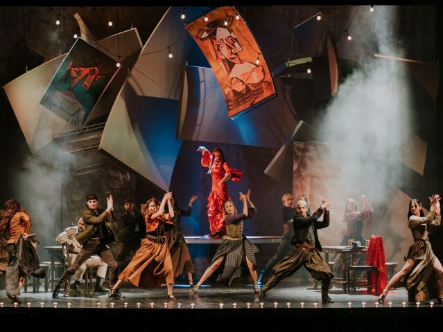 carmen 2. dejstvo  Krcma Lillasa Pastiu  Zuzana Corejova ako Flamenca a Balet SO