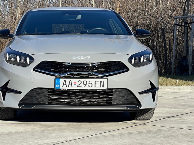 Kia Ceed 1,5 T-GDi  (2024)