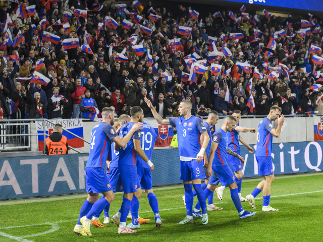 SR Bratislava šport futbal ME2024 J Slovensko Island BAX