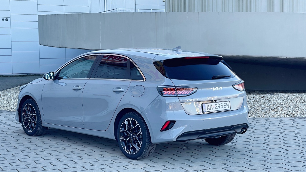 Kia Ceed 1,5 T-GDi  (2024)