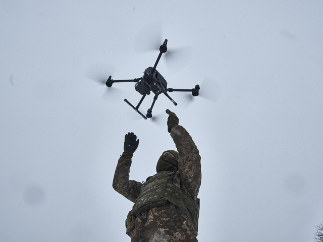 Russia Ukraine War dron vojak