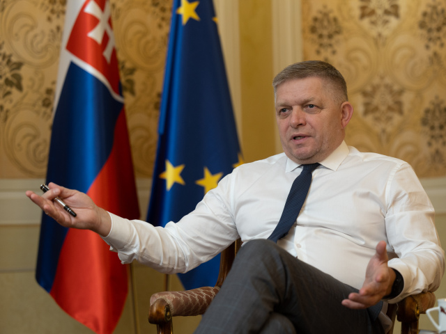 Premiér Robert Fico.