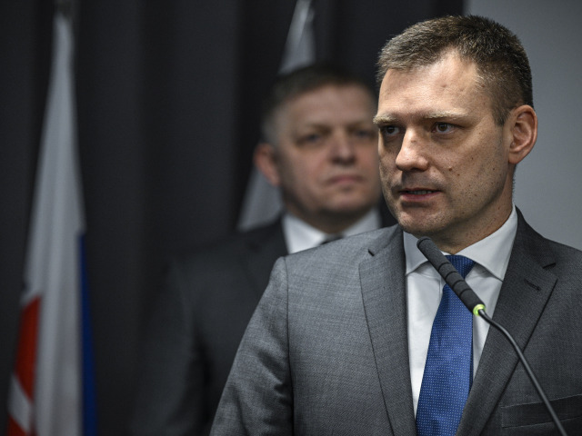 Robert Fico / Tomáš Taraba /