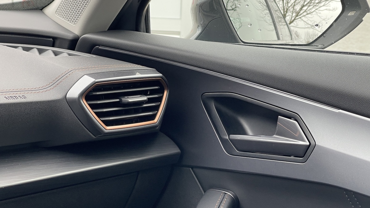 Cupra Formentor 1.4 TSI ehybrid (2024)