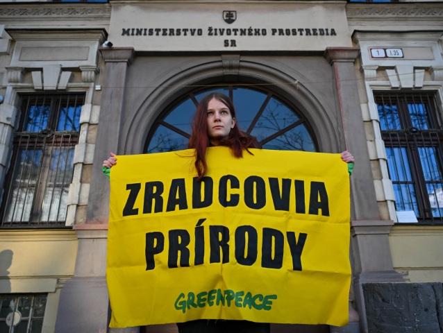 Greenpeace Slovensko aktivisti protest