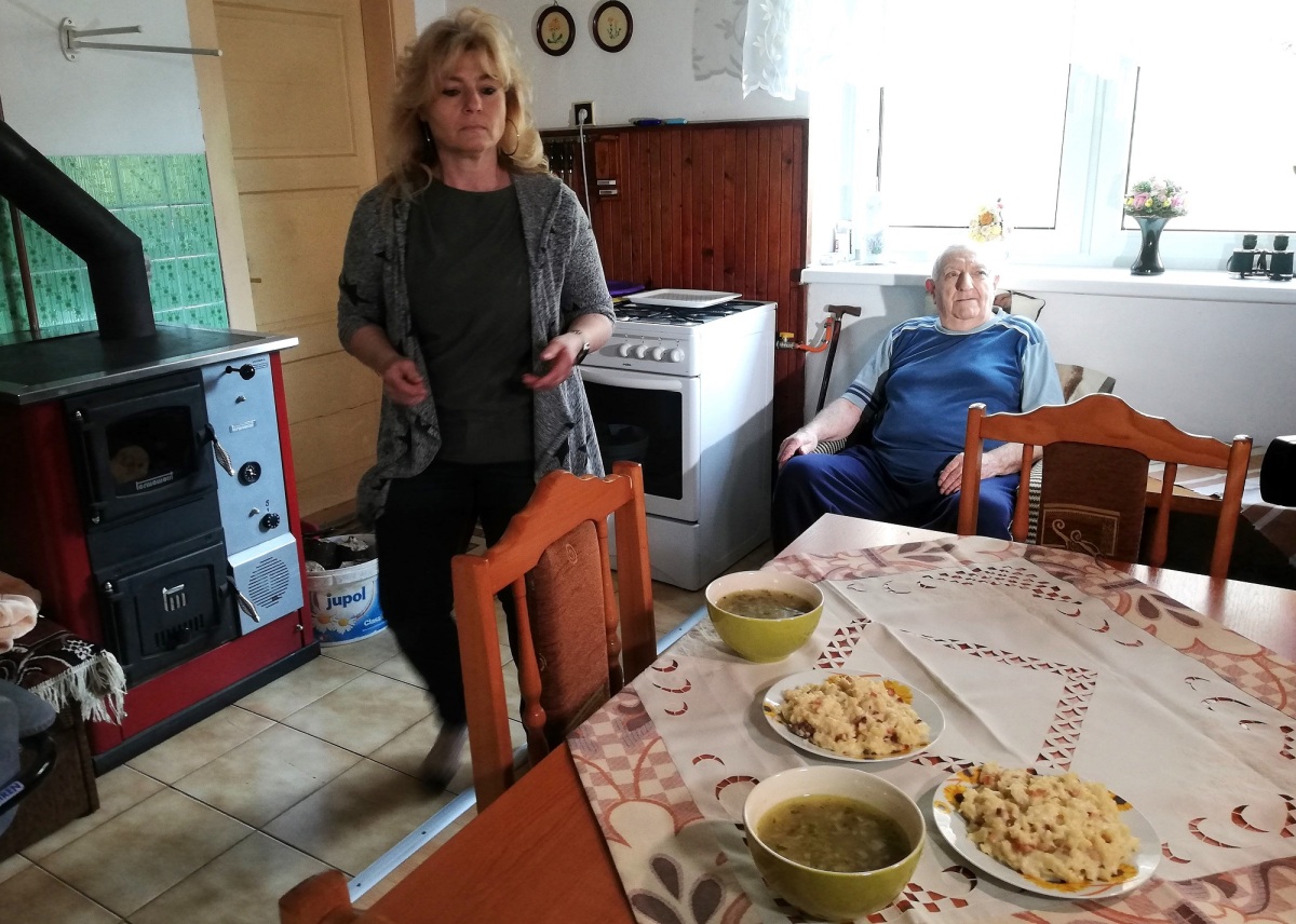 opatrovateľka, seniori