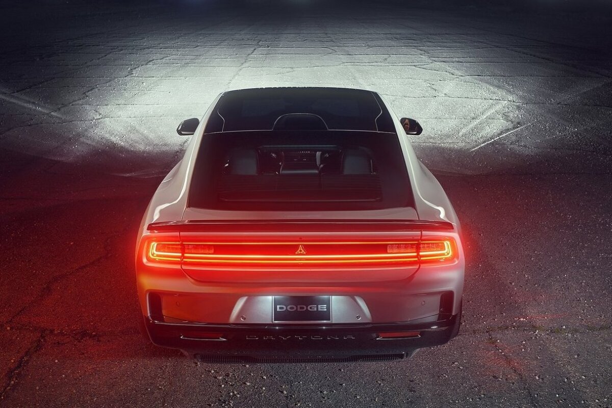 Dodge Charger Daytona - 2024