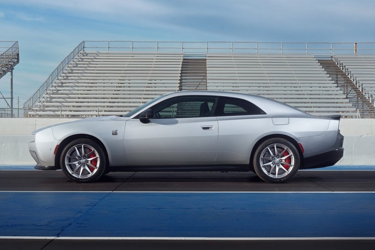 Dodge Charger Daytona - 2024