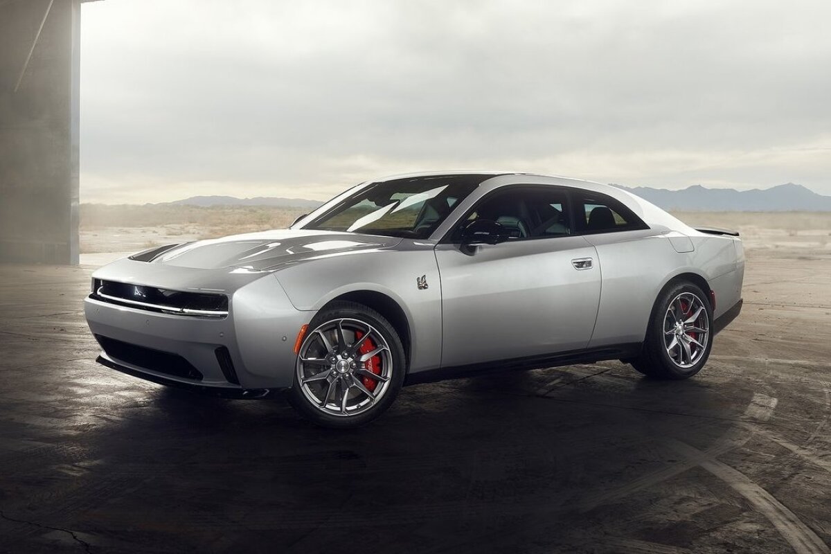 Dodge Charger Daytona - 2024