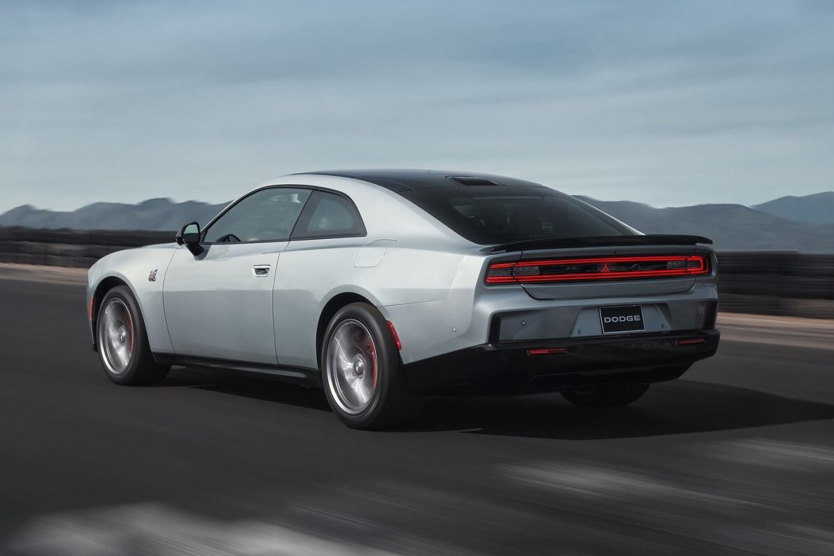 Dodge Charger Daytona - 2024