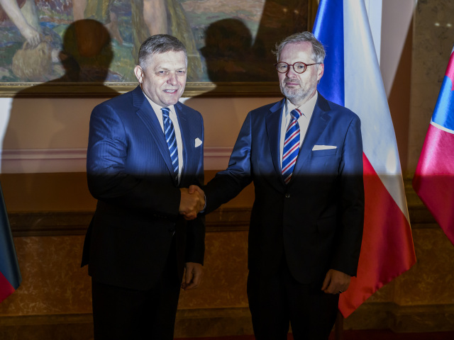 ČR SR politika premiér Fico návšteva prvá