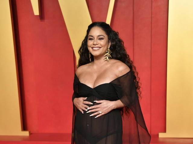 Vanessa Hudgens na párty Vanity Fair Oscar Party