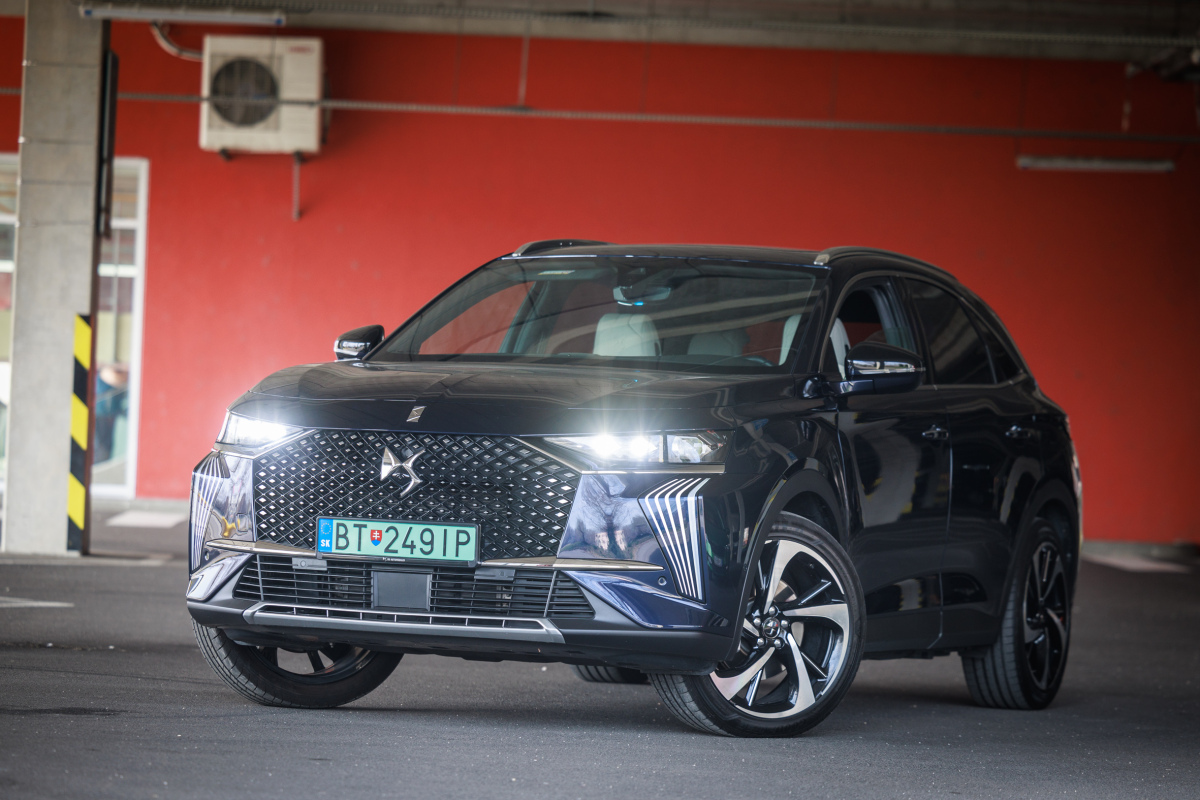 DS  7 4x4 - test 2024